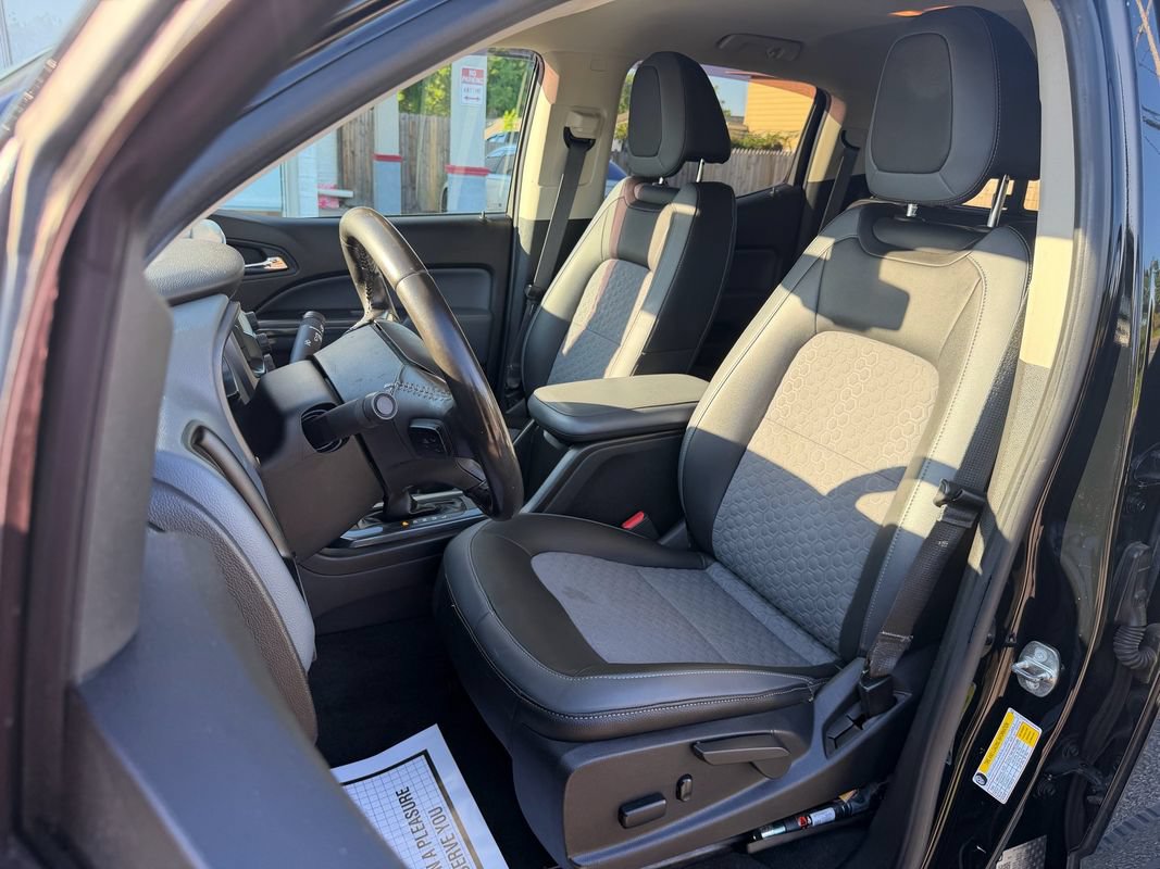 Used 2018 Chevrolet Colorado Z71 AWD/4WD image 13
