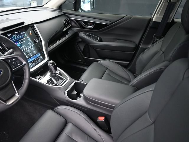 Used 2025 Subaru Outback Touring image 18