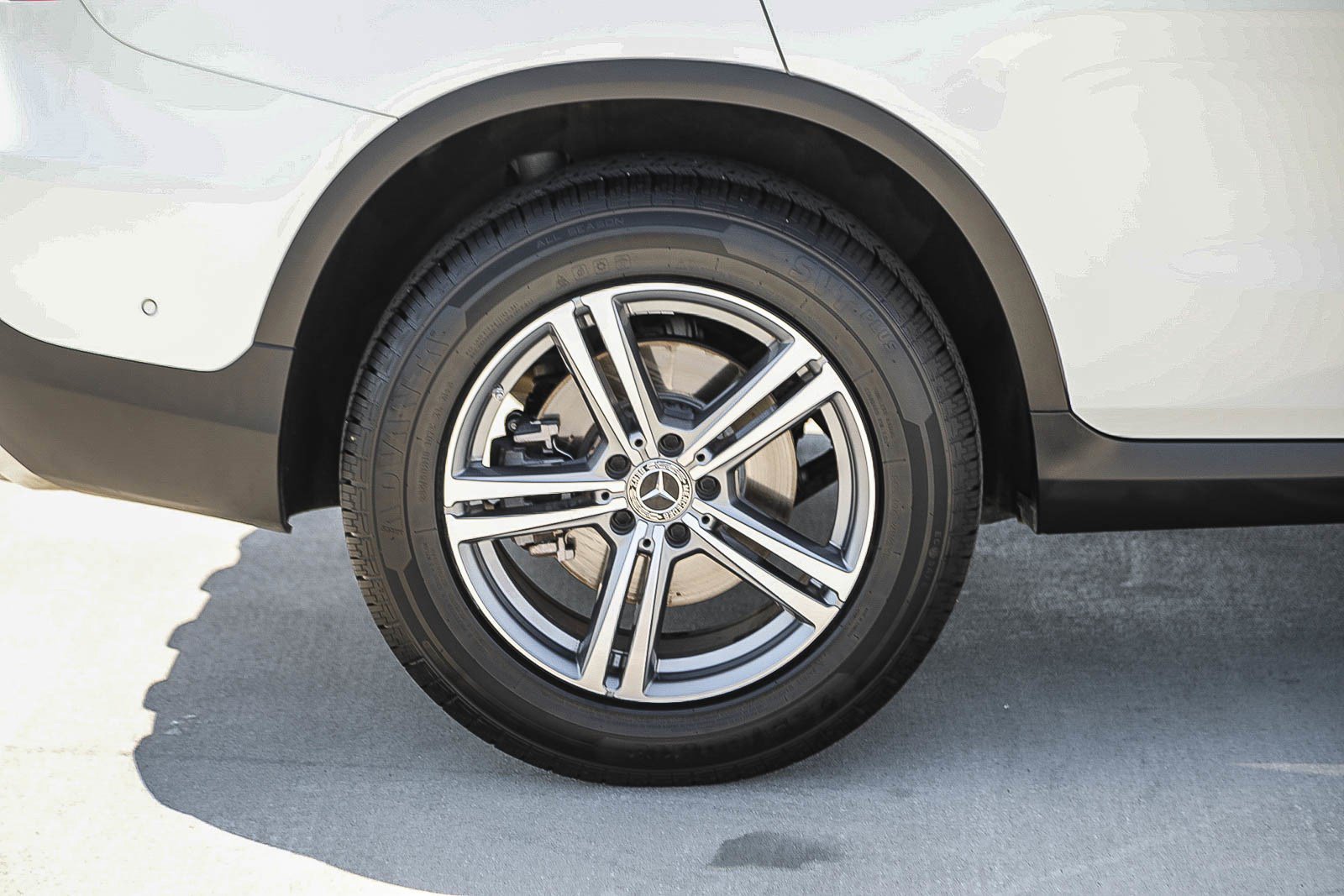 Used 2021 Mercedes-Benz GLC 300 image 11