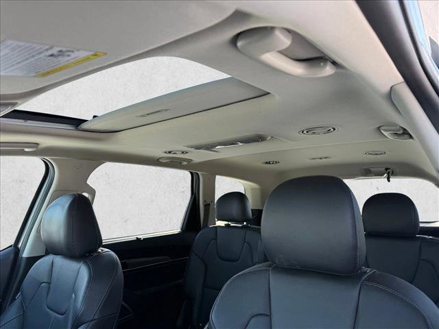 Used 2021 Kia Telluride EX w/ EX Premium Package image 18