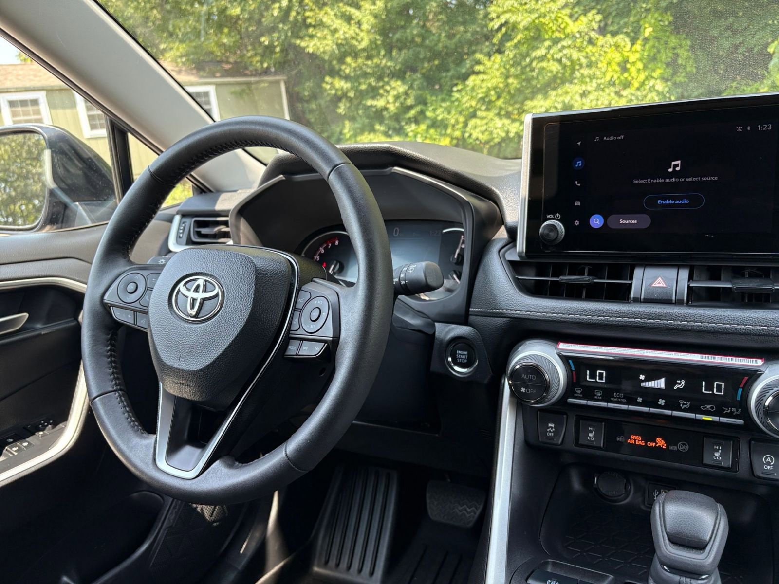 Used 2024 Toyota RAV4 XLE image 34