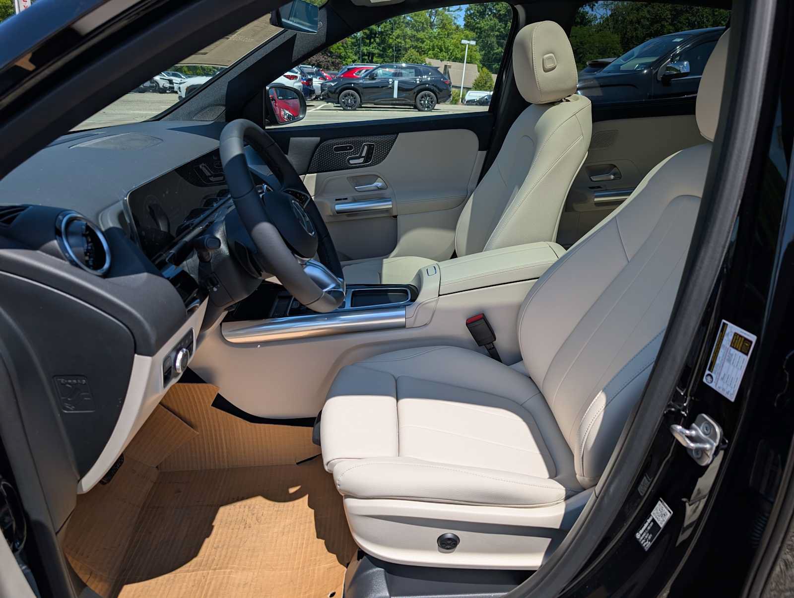New 2026 Mercedes-Benz GLA 250 4MATIC image 4
