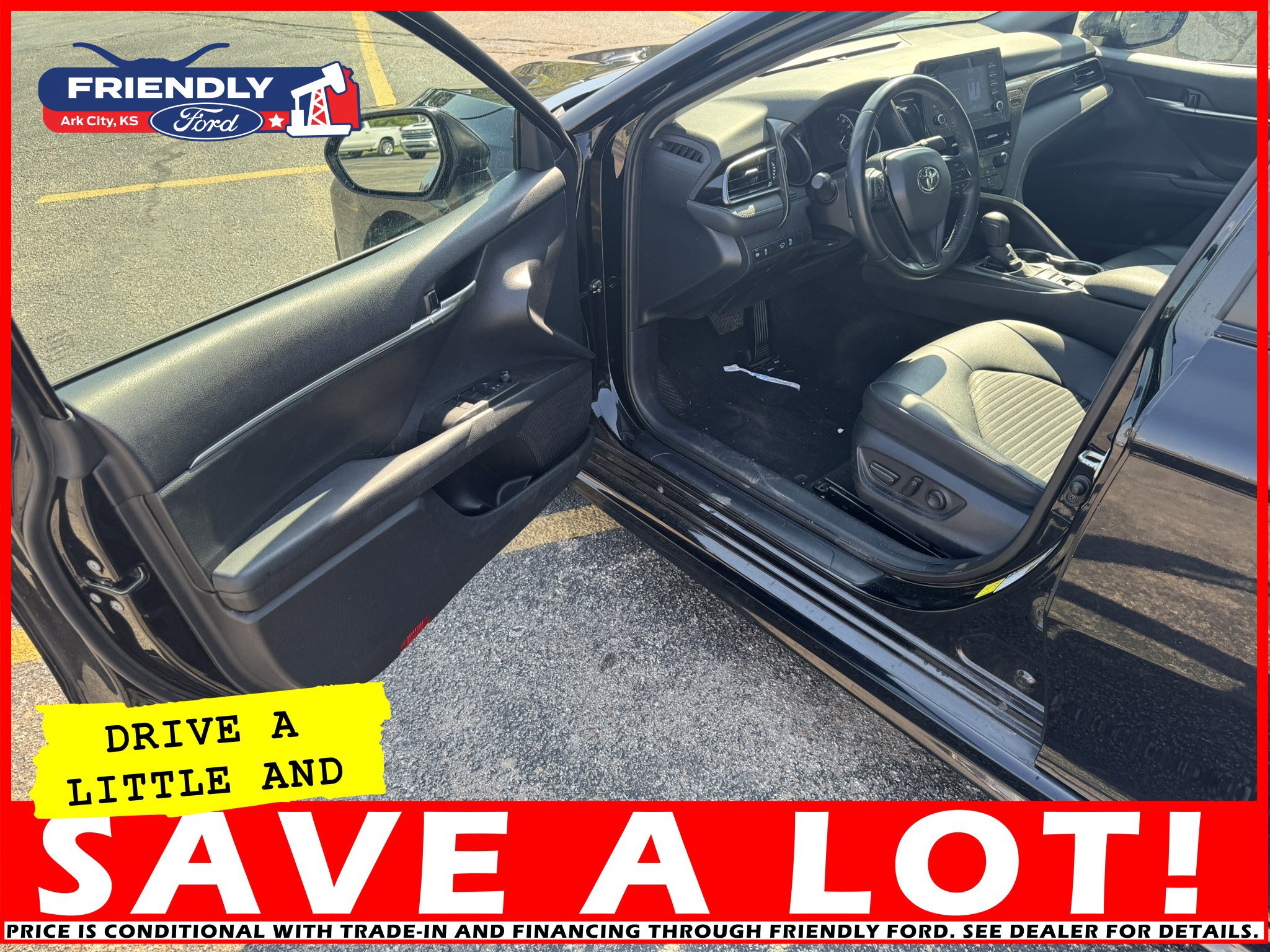 Used 2024 Toyota Camry SE image 9