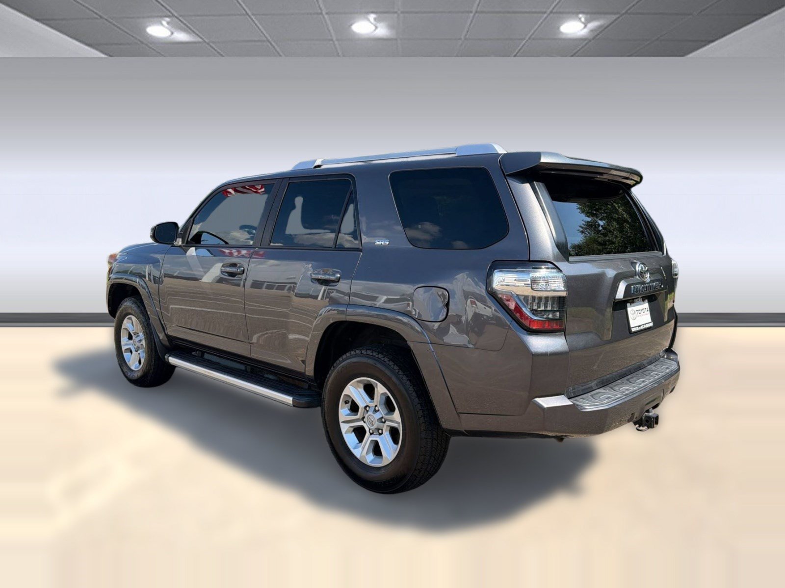Used 2014 Toyota 4Runner SR5 Premium RWD image 3