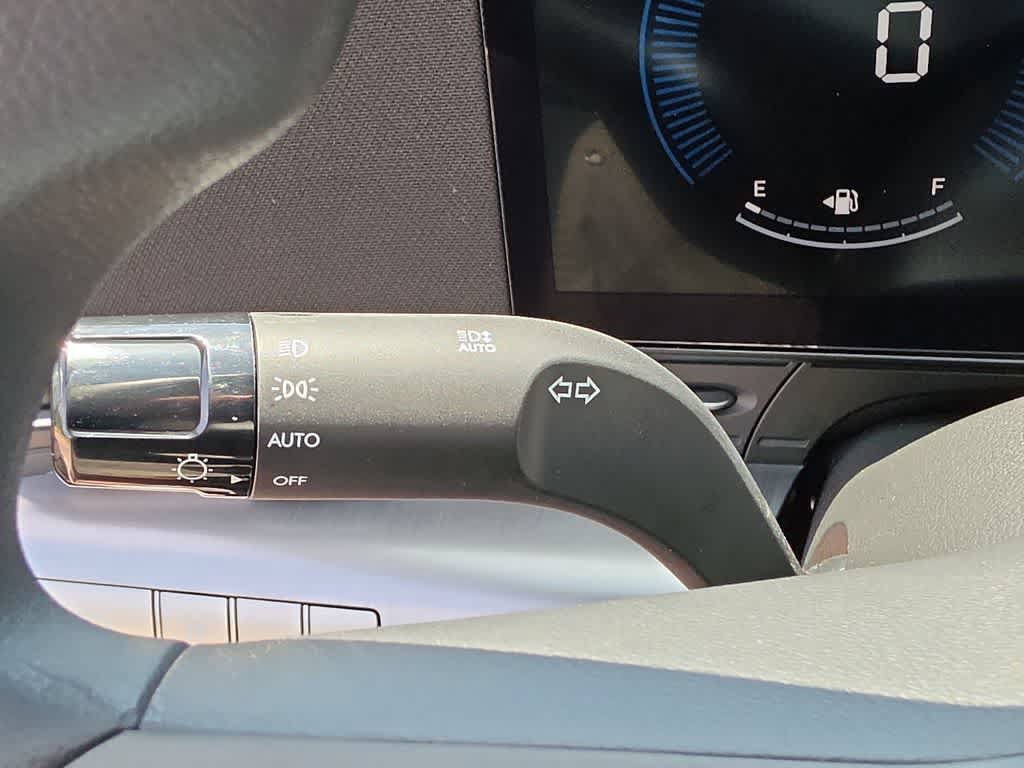 New 2027 Hyundai Kona SE FWD image 27