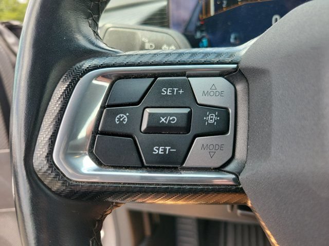 Used 2025 Ford Mustang Premium RWD image 19