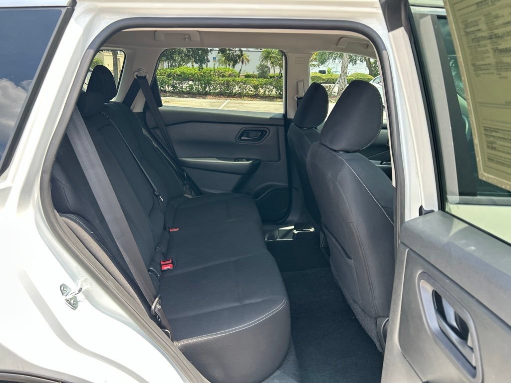 Certified 2024 Nissan Rogue S FWD image 44