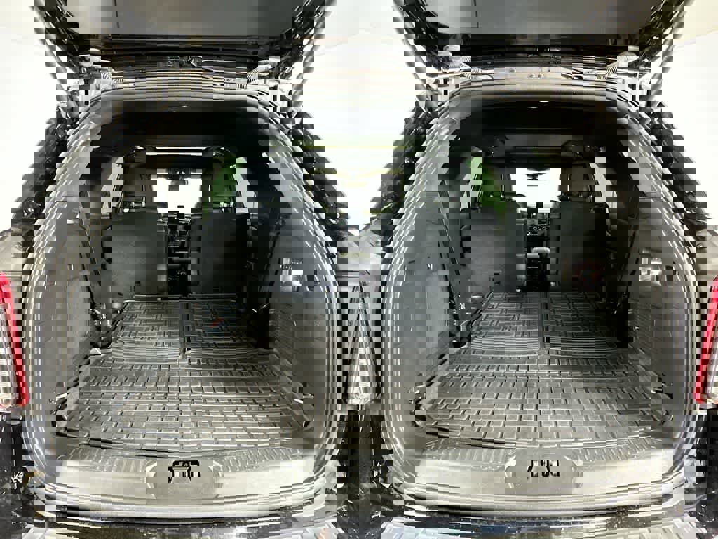 Certified 2023 Ford Explorer ST w/ Equipment Group 401A AWD/4WD image 19