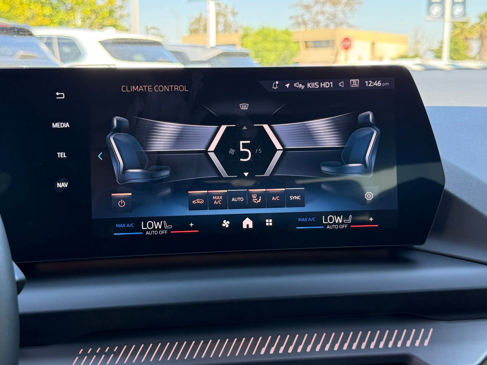 Used 2025 BMW 228i xDrive w/ Technology Package image 28