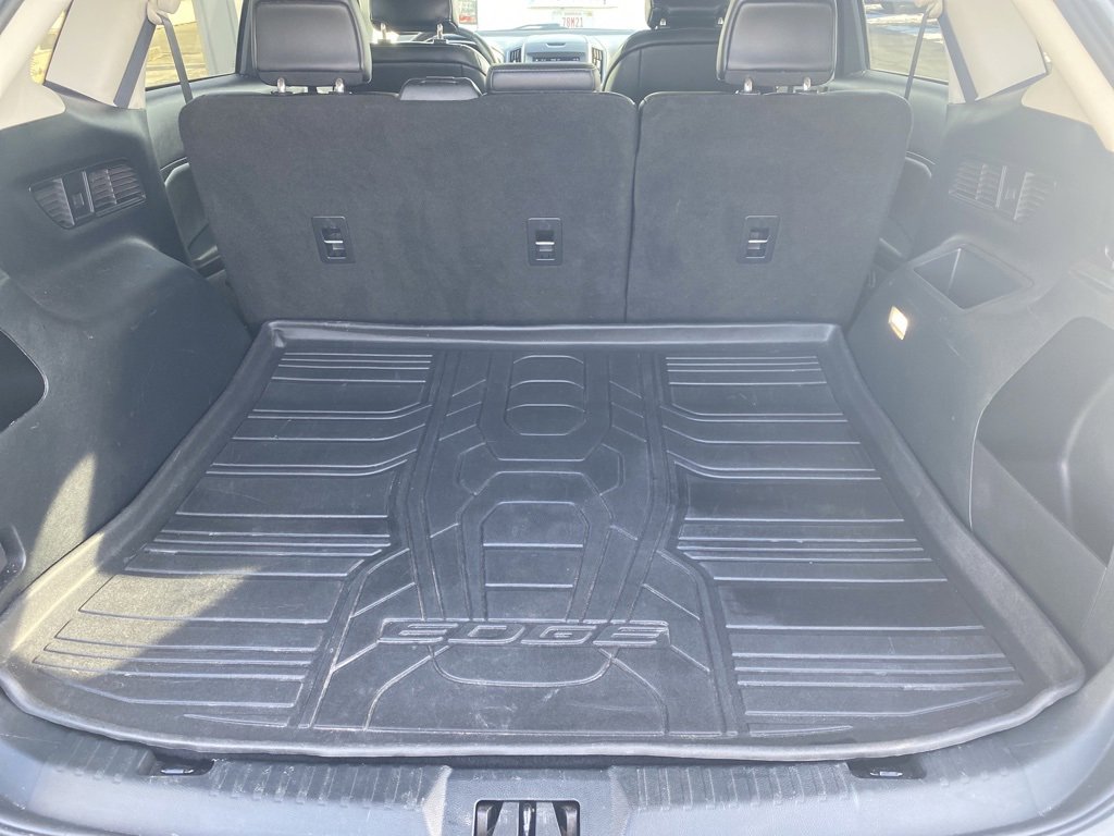 Used 2019 Ford Edge SEL w/ Equipment Group 201A image 23