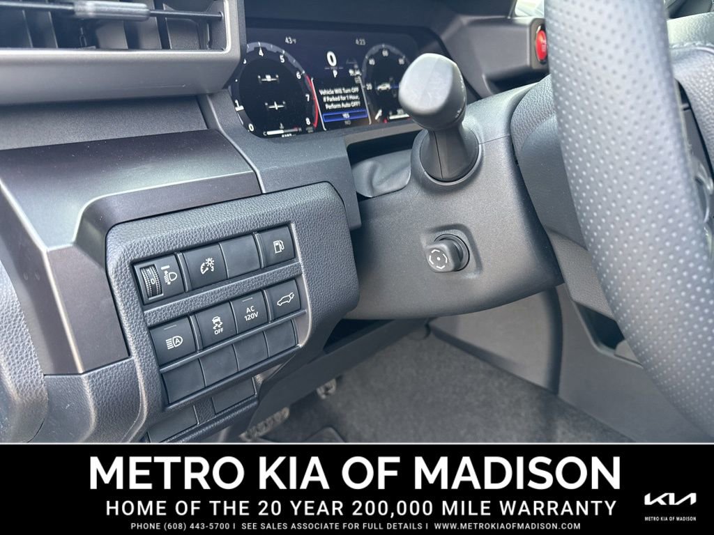 Used 2025 Toyota 4Runner TRD Off-Road Premium image 14