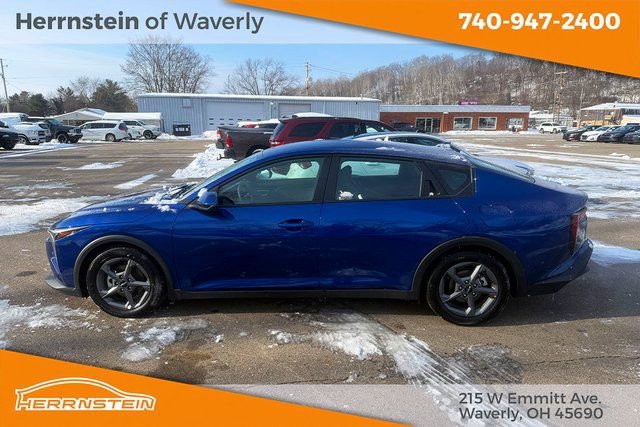Used 2025 Kia K4 LXS image 4