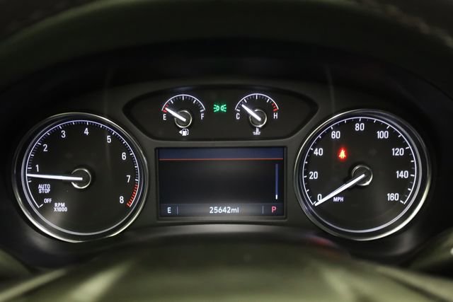 Used 2024 Buick Enclave Essence w/ LPO, Touring Package image 19