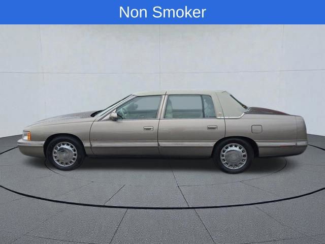 Used 1999 Cadillac De Ville w/ Comfort/Convenience Pkg FWD image 2