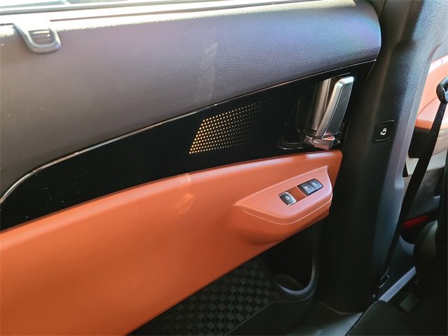 Used 2025 Kia Carnival SX Prestige image 16