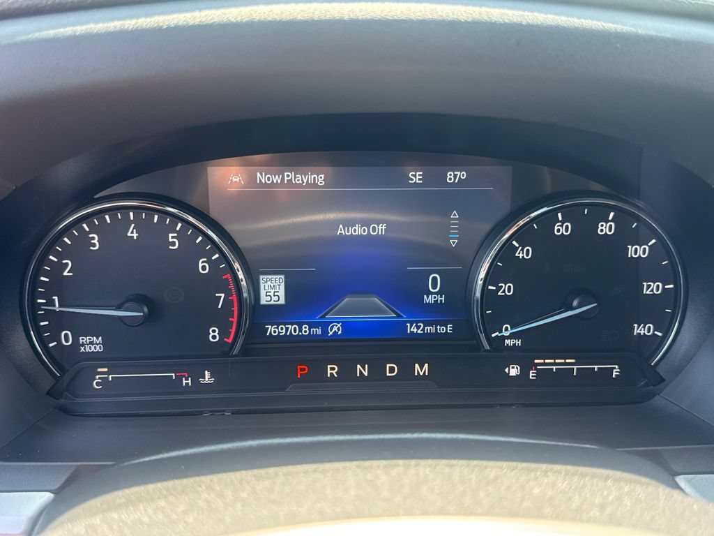 Used 2020 Ford Explorer XLT w/ Equipment Group 202A AWD/4WD image 19