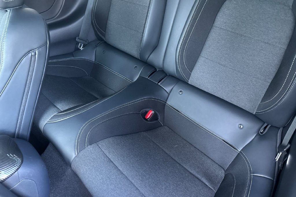 Used 2024 Ford Mustang GT RWD image 11