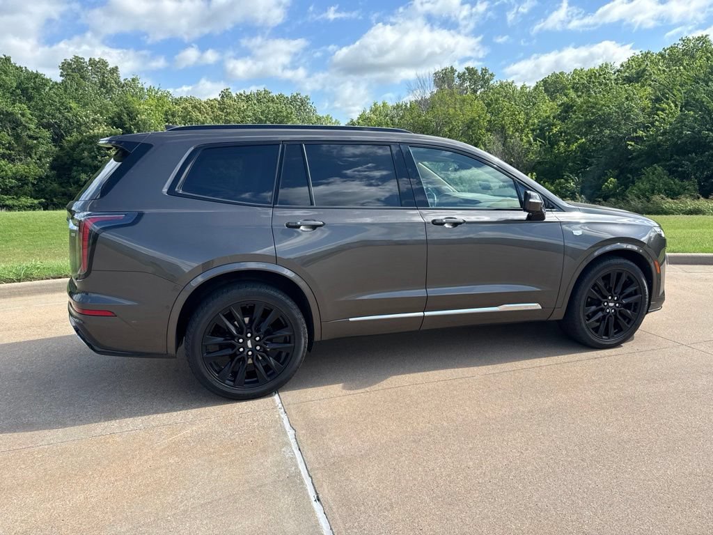 Used 2020 Cadillac XT6 Sport w/ Platinum Package AWD/4WD image 5