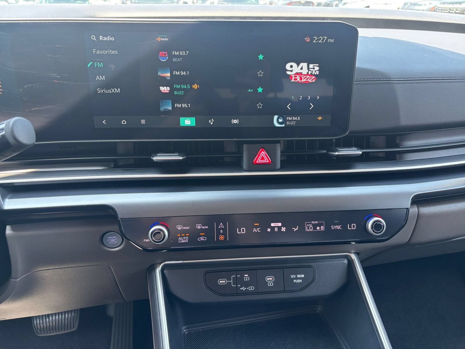 Used 2026 Kia Carnival FWD image 14