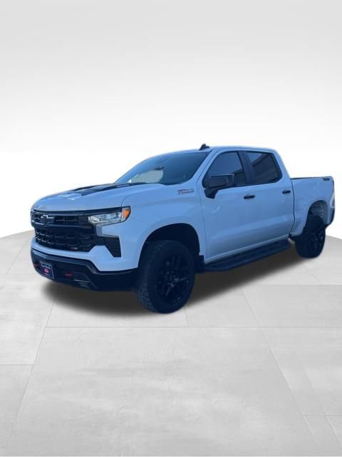 Used 2023 Chevrolet Silverado 1500 LT Trail Boss image 3