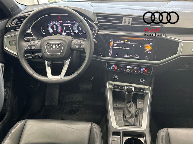 Certified 2025 Audi Q3 2.0T Premium w/ Convenience Package AWD/4WD image 32