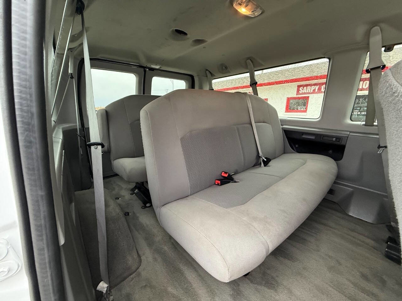 Used 2013 Ford E-350 and Econoline 350 XLT image 27