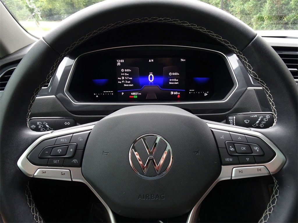 Used 2022 Volkswagen Tiguan SE image 20