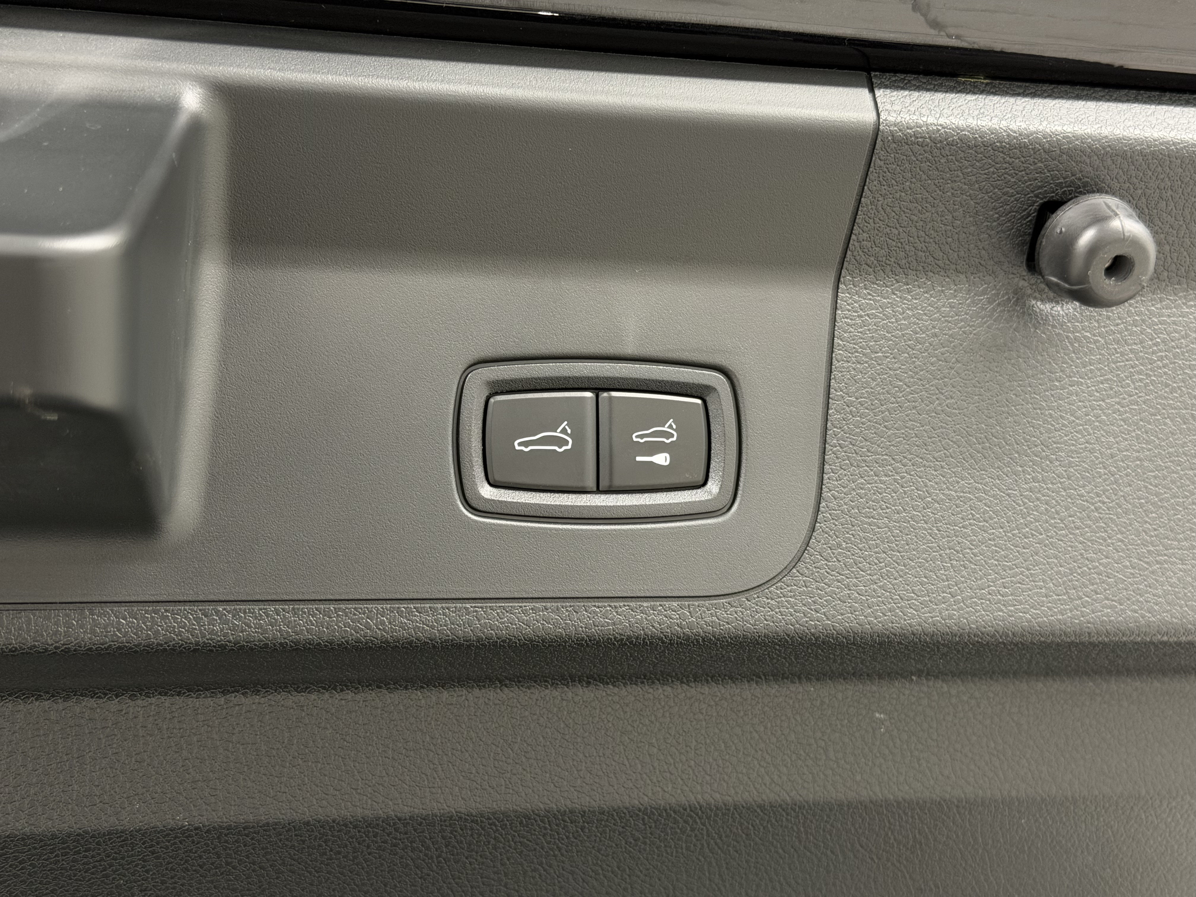 Certified 2023 Porsche Panamera 4 Platinum Edition AWD/4WD image 69