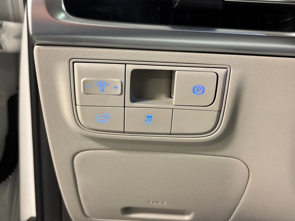 Used 2026 Hyundai Tucson Limited image 34