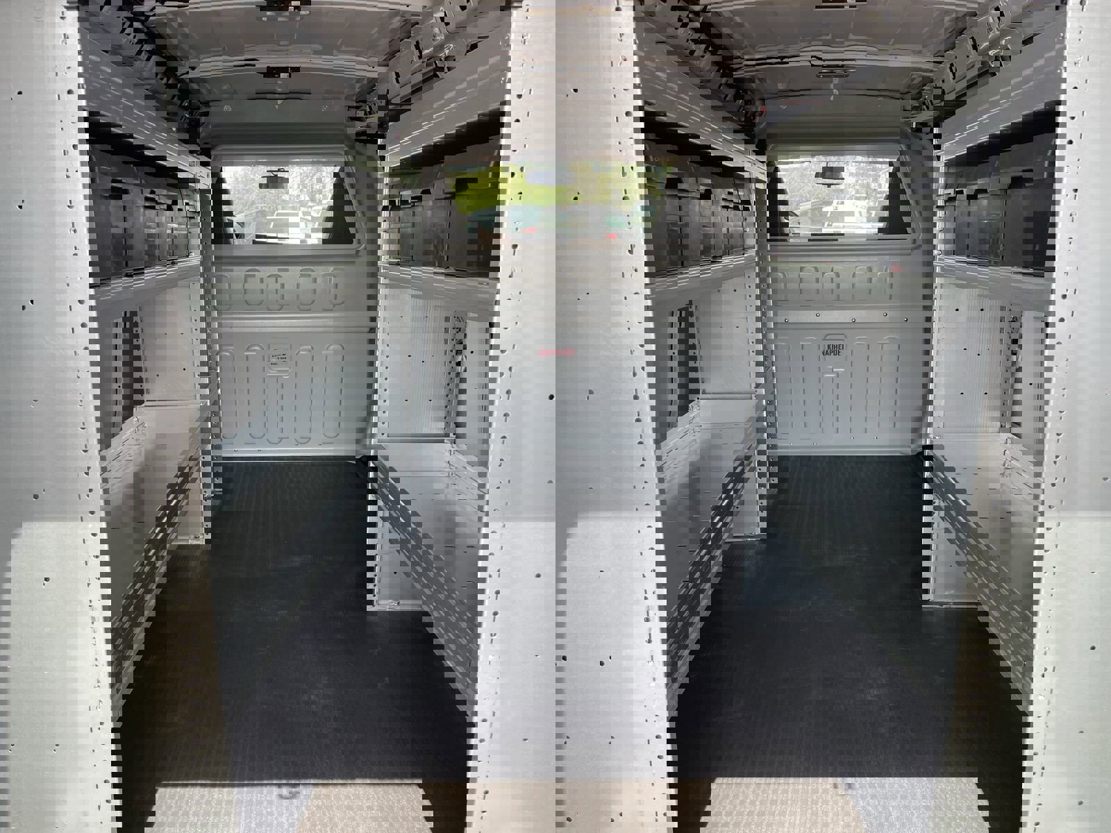 New 2026 Chevrolet Express 2500 w/ Driver Convenience Package image 18