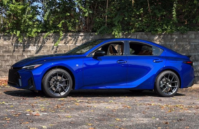 New 2026 Lexus IS 350 F Sport AWD/4WD image 13