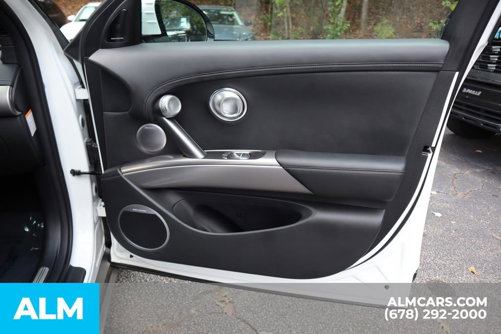 Used 2025 Genesis GV60 Advanced image 35