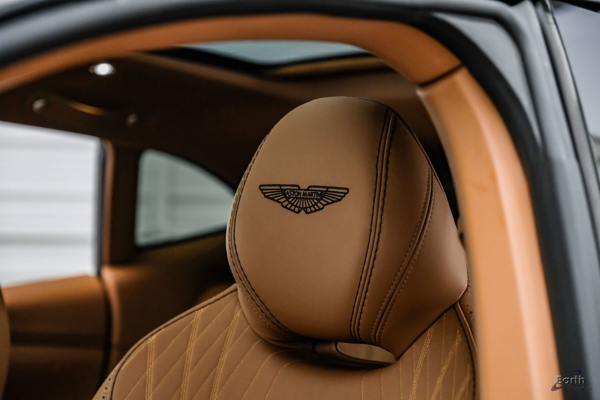 Used 2023 Aston Martin DBX 707 image 40