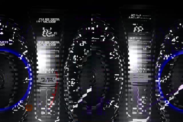 Used 2013 Hyundai Azera Limited w/ Technology Pkg image 17