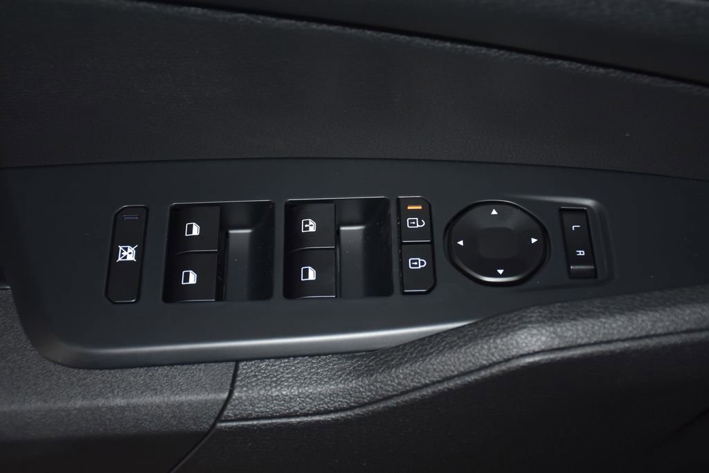New 2026 Kia Sportage LX image 23
