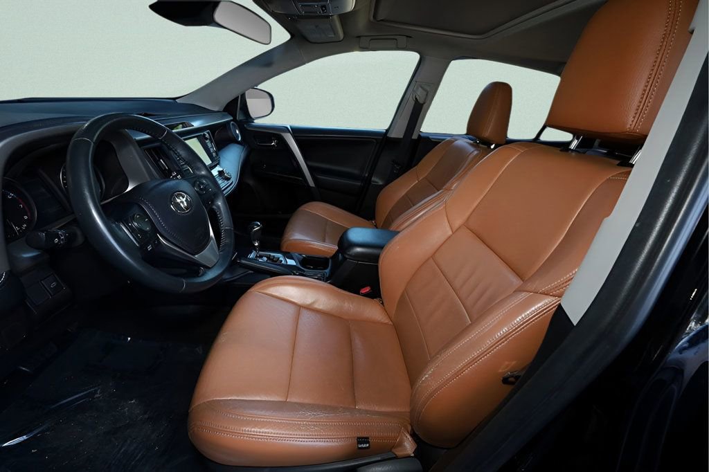 Used 2018 Toyota RAV4 Adventure image 11