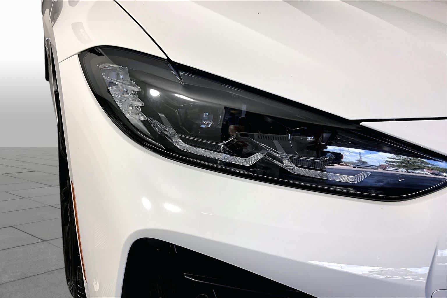 Used 2023 BMW M440i Convertible w/ Premium Package RWD image 26