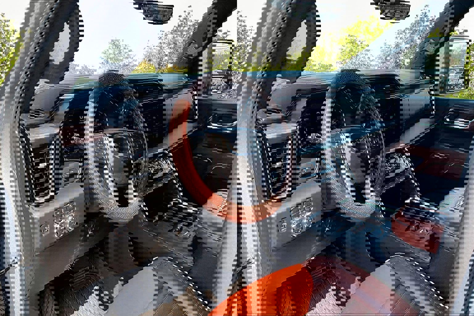 Used 2024 GMC Sierra 2500 Denali Ultimate image 14