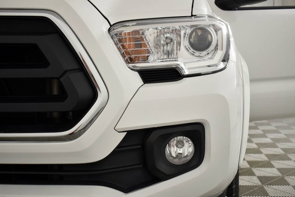 Used 2021 Toyota Tacoma SR5 image 2