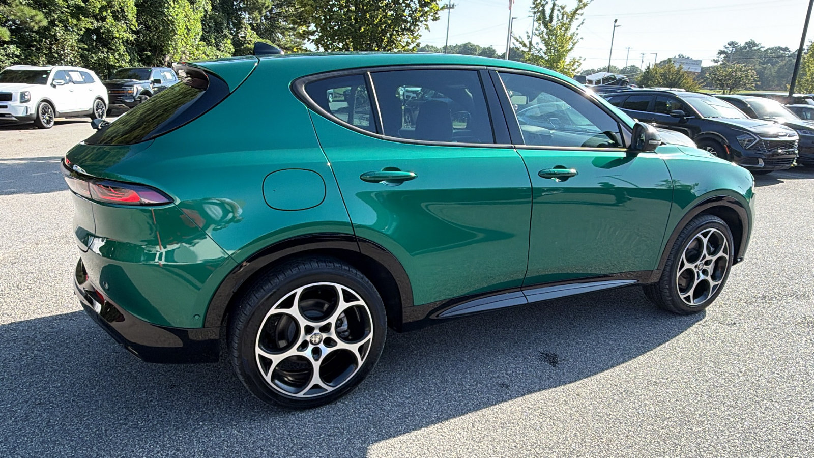 Used 2025 Alfa Romeo Tonale AWD/4WD image 8
