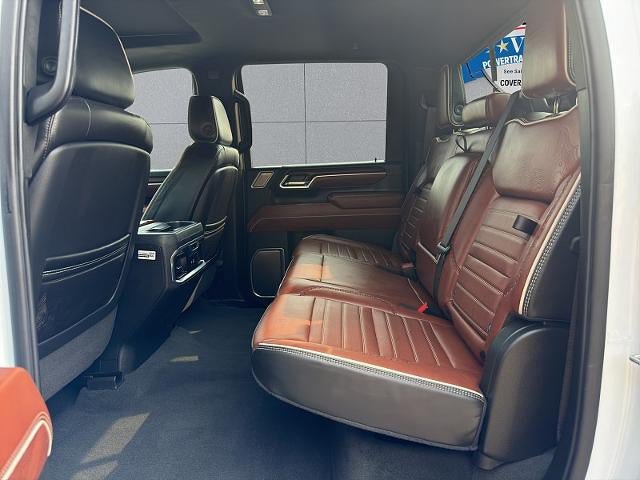 Used 2026 GMC Sierra 3500 Denali Ultimate AWD/4WD image 25