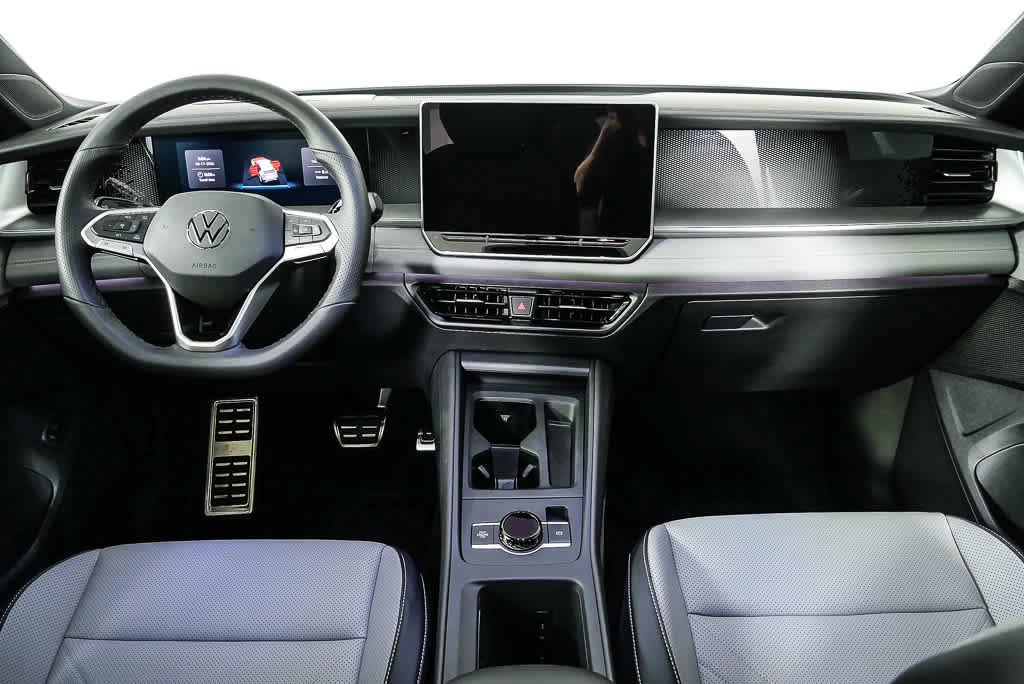New 2026 Volkswagen Tiguan SE R-Line FWD image 20