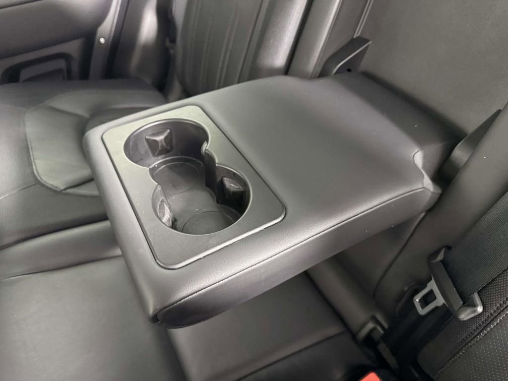 Used 2022 Land Rover Defender 110 X-Dynamic HSE image 33