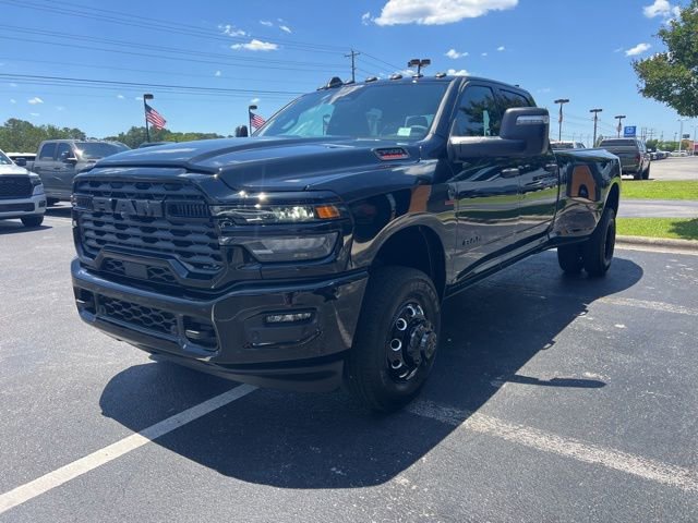New 2026 RAM 3500 Big Horn AWD/4WD image 4