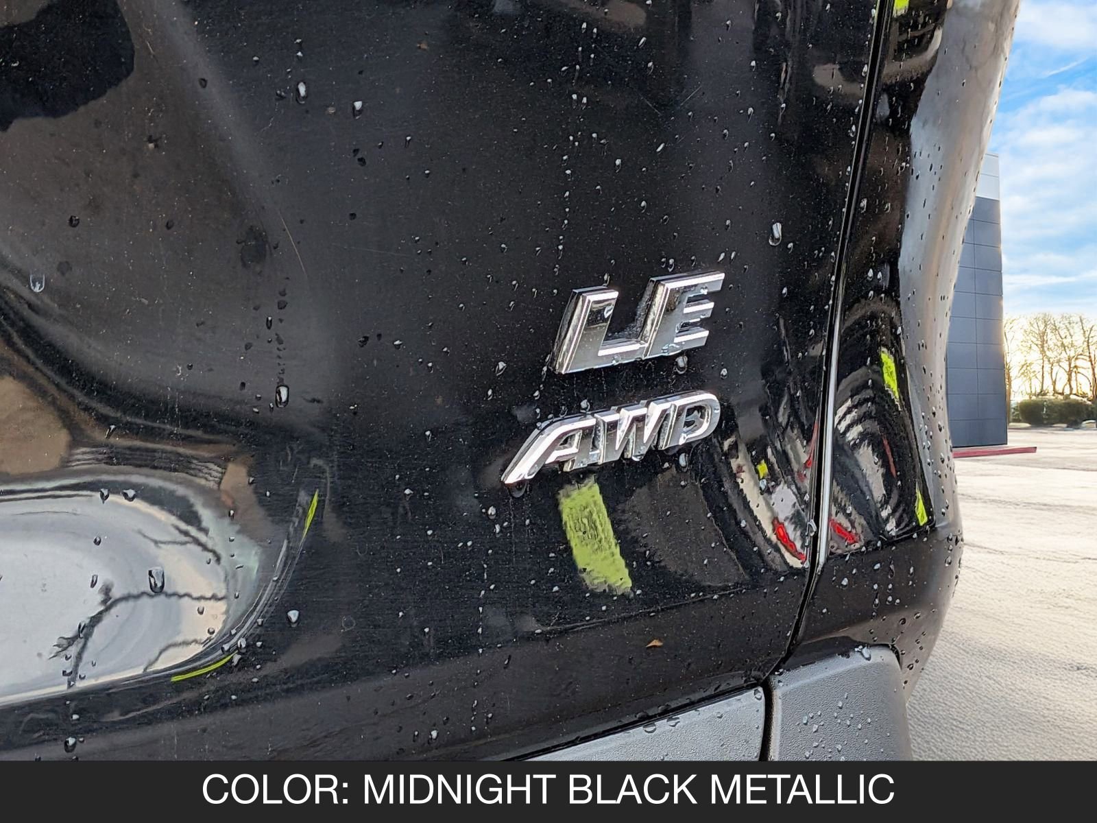 Used 2024 Toyota RAV4 LE image 13