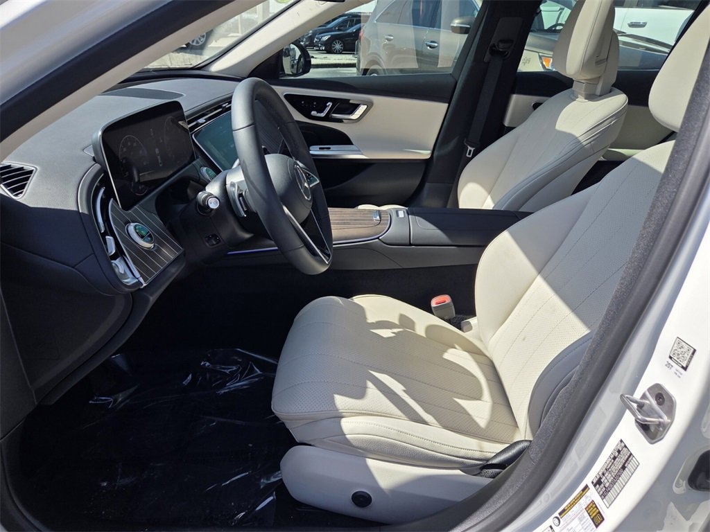 Used 2026 Mercedes-Benz E 350 Sedan image 4
