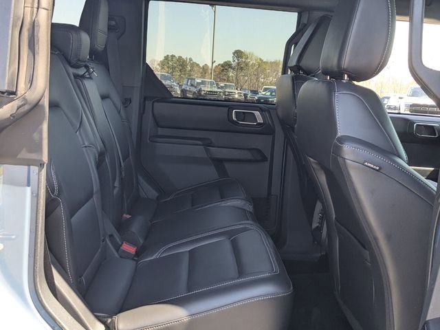 Used 2025 Ford Bronco Outer Banks image 26