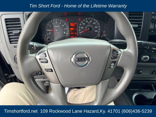 Used 2016 Nissan NV 3500 SV RWD image 32