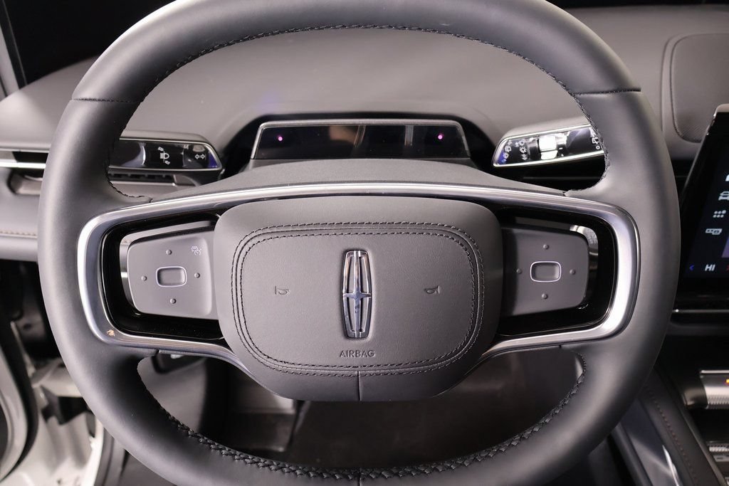 New 2026 Lincoln Nautilus Premier w/ Jet Appearance Package AWD/4WD image 3