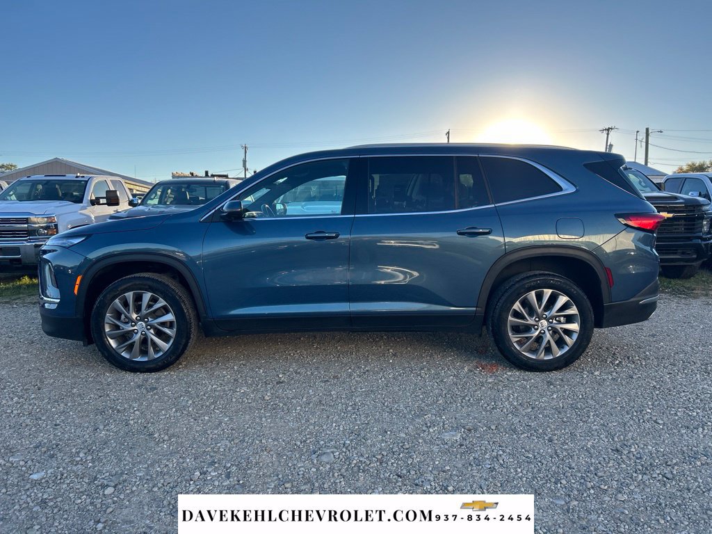 Used 2026 Buick Enclave Preferred w/ Power Package AWD/4WD image 3